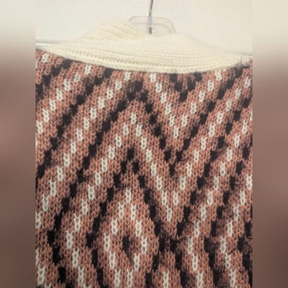 NWT Cardigan Sweater Button Closure Knit Multi Color Fur Warm Heavy M/L Zig Dad - Picture 12 of 12